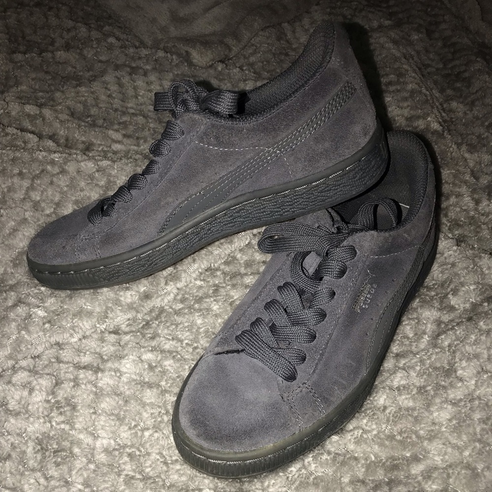 Puma sneakers